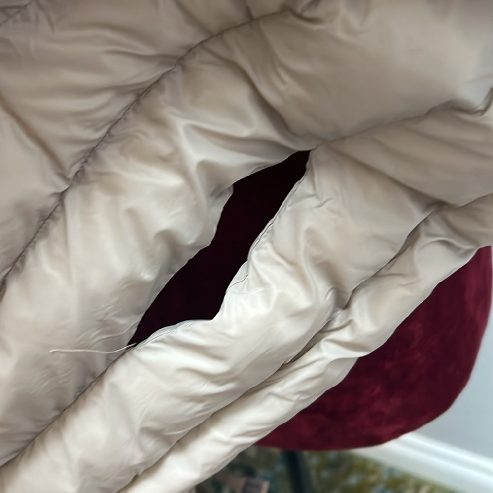Look by M packable puffer scarf NEW - Picture 4 of 8